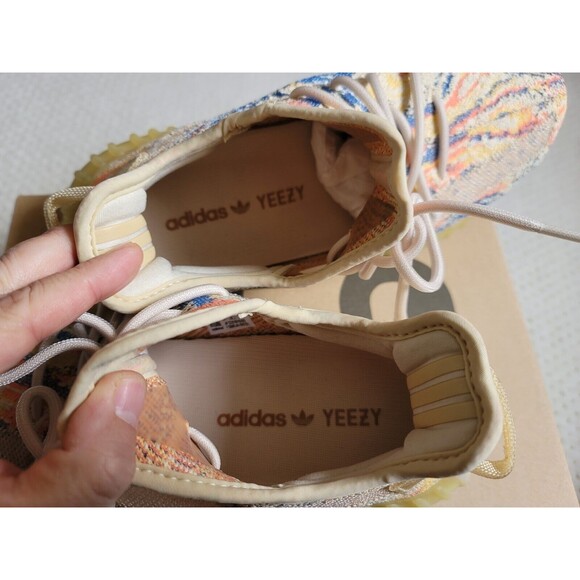 adidas Yeezy Boost 350 V2 Low MX Oat GW3773 Size 8 EUC - Picture 7 of 9